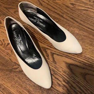 Charles Jourdan vintage suede Cream pumps